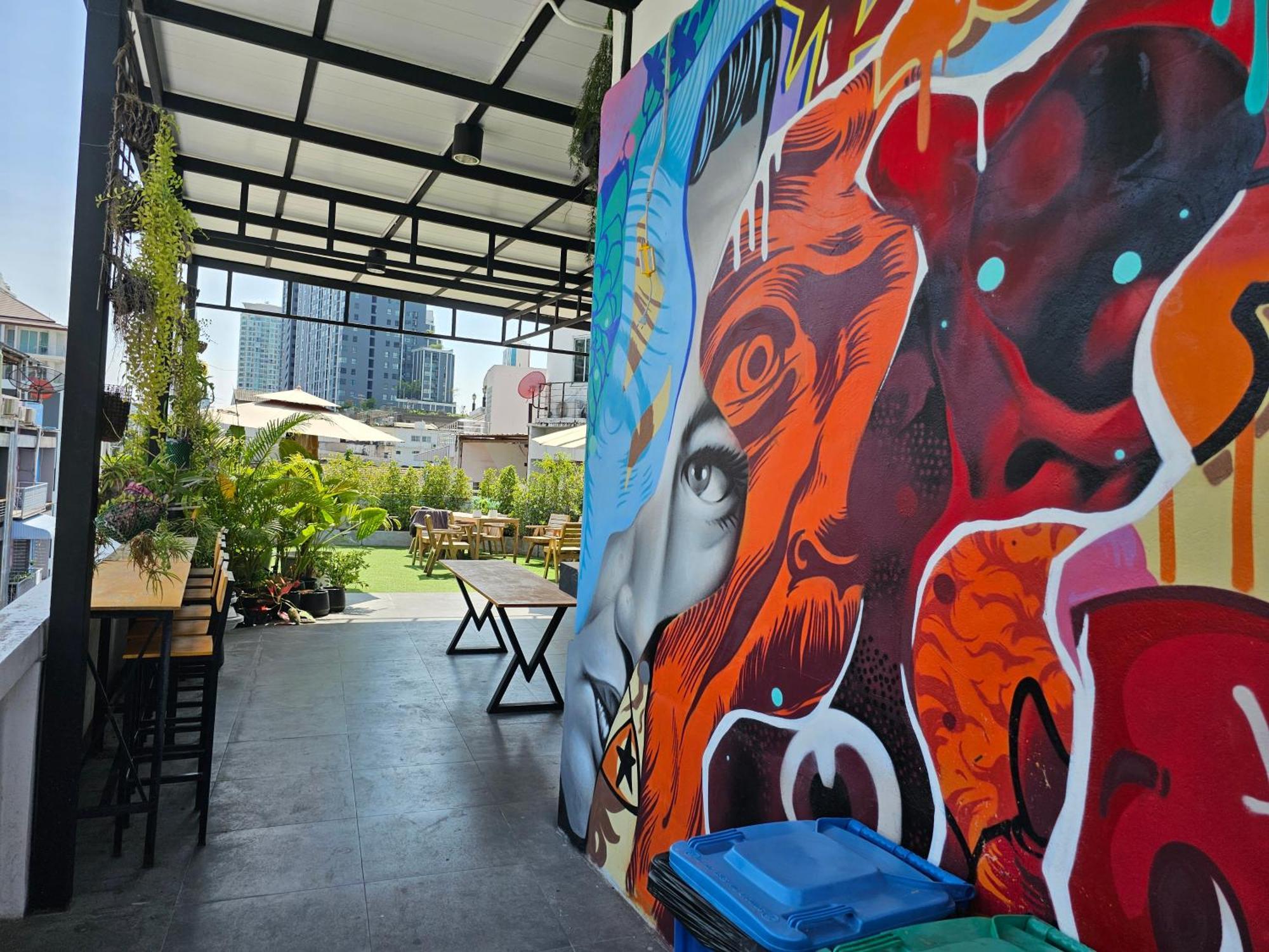 Urban Jungle Hostel بانكوك المظهر الخارجي الصورة