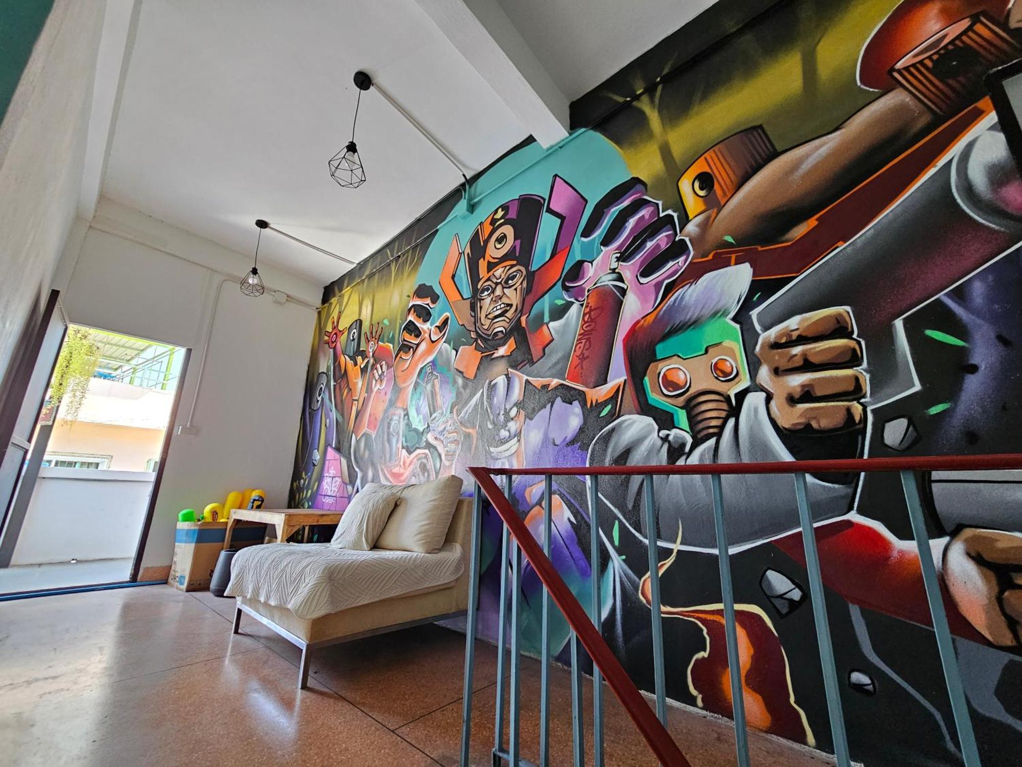 Urban Jungle Hostel بانكوك المظهر الخارجي الصورة